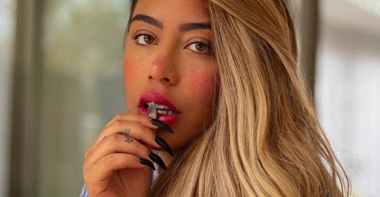 Rafaella Santos empina o bumbum em clique de biquíni