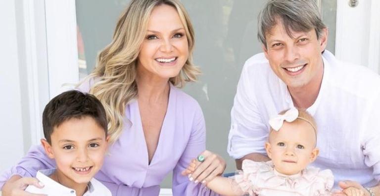 Eliana encanta seguidores com clique ao lado de seus dois filhos: ”Bom dia com esta alegria!”