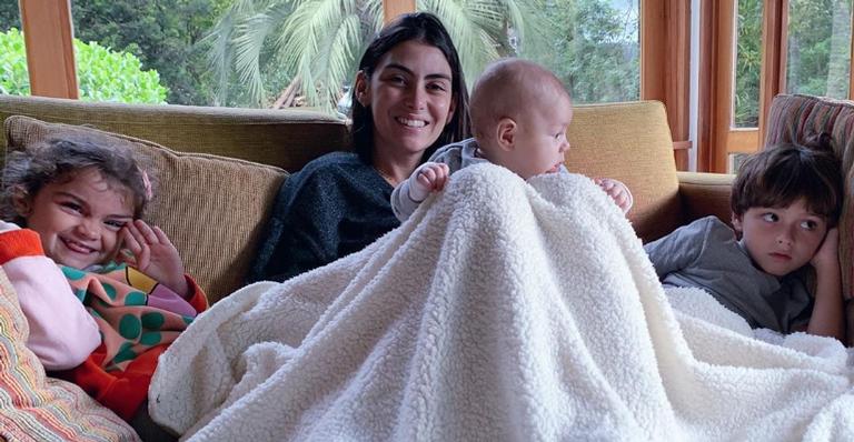 Mariana Uhlmann, esposa de Felipe Simas, exibe clique fofo da filha e encanta web