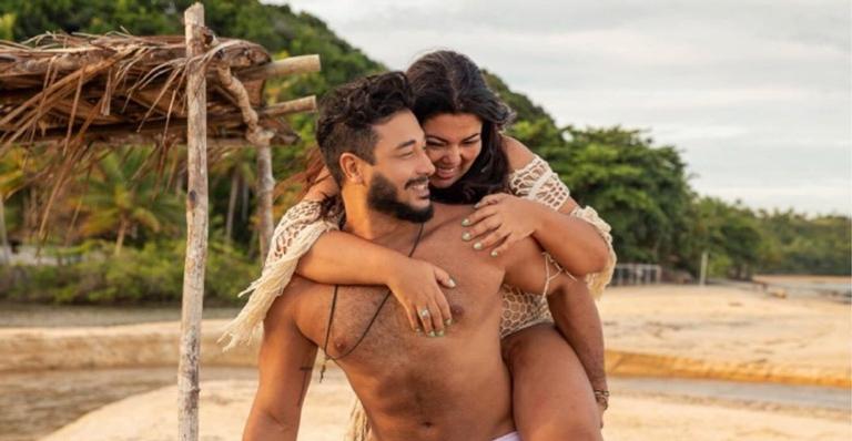 Fabiana Karla comemora aniversário do noivo, Diogo Mello: ”Te amo. Feliz nova idade”