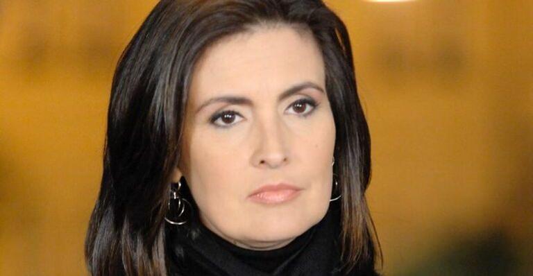 Fátima Bernardes relembra momentos marcantes no jornalismo e encanta com fotos