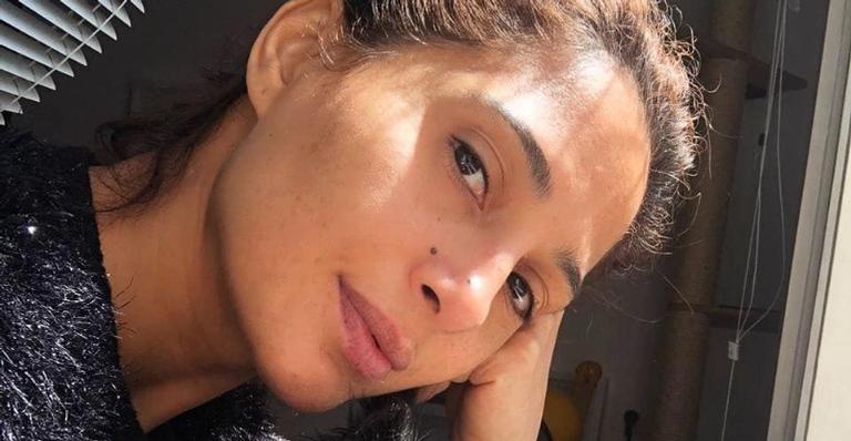 Camila Pitanga indica livros para os fãs: ”Tudo produzido, criado, elaborado por pessoas negras”