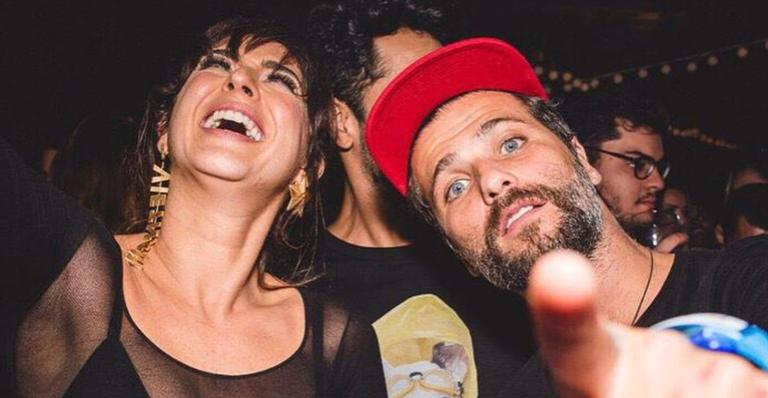 Bruno Gagliasso se declara para a amiga Fernanda Paes Leme no dia do seu aniversário