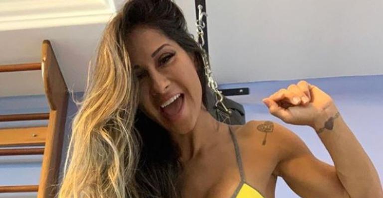 Solteira, Mayra Cardi pede indicações de pessoas bonitas e solteiras: ”Dar uma olhada”