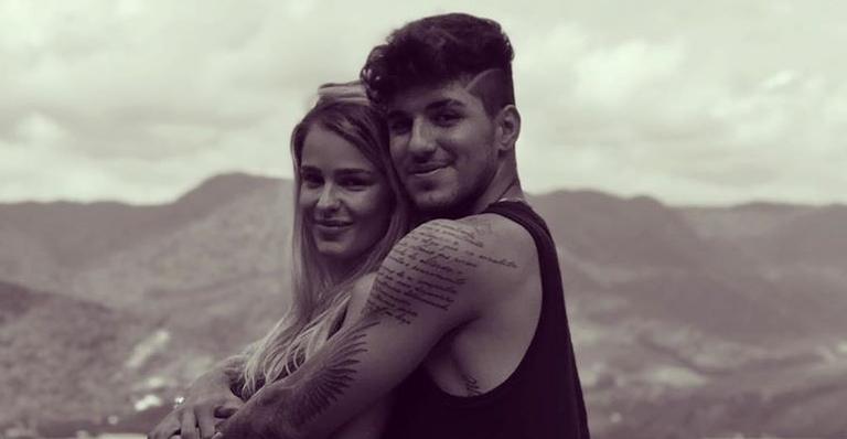 Gabriel Medina faz homenagem de aniversário romântica à Yasmin Brunet: ”Minha linda!”