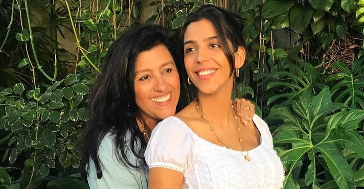 Regina Casé publica foto belíssima da filha e se declara: ”Preciso dizer que eu te amo de novo”