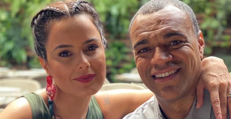 Após 10 anos de casados, Luciele Di Camargo e Denilson renovam votos em cerimônia íntima