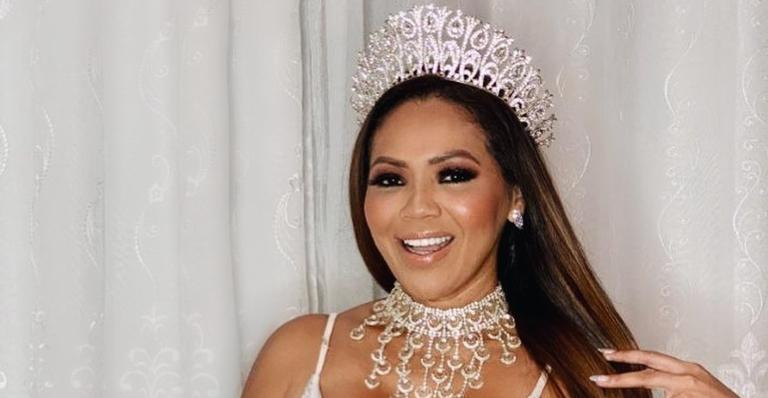 Darlin Ferrattry, mãe de Lexa, deixa cargo de rainha de bateria da Unidos de Bangu