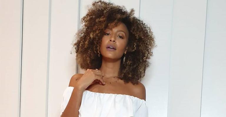 Sheron Menezzes surge poderosa em novo clique nas redes e arranca elogios: ”Maravilhosa”