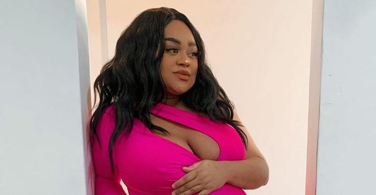 Ex-BBB Rízia desabafa após ida ao pediatra com o filho recém-nascido: ”Fiquei bem tensa”