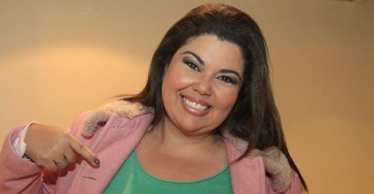 Fabiana Karla agradece elogios após mostrar corpo real e sem filtro