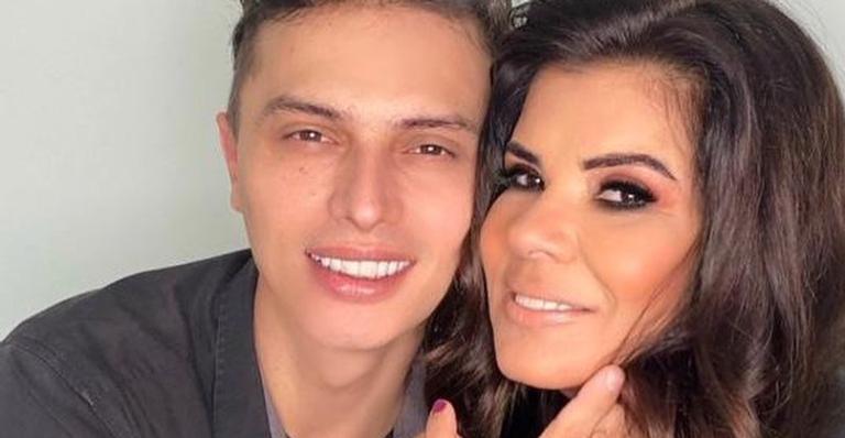 Mara Maravilha posta fotos românticas com o noivo, Gabriel Torres, e celebra Dia dos Namorados