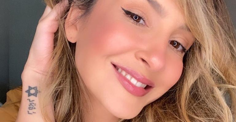 Claudia Leitte encanta seguidores ao compartilhar lindas selfies: ”Vontade de se exibir”