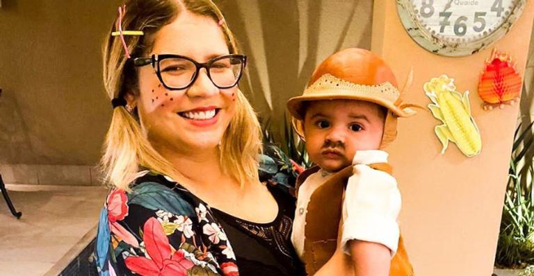 Marília Mendonça comemora 6 meses de Léo e diverte os fãs: ”Bom dia desse gatão”