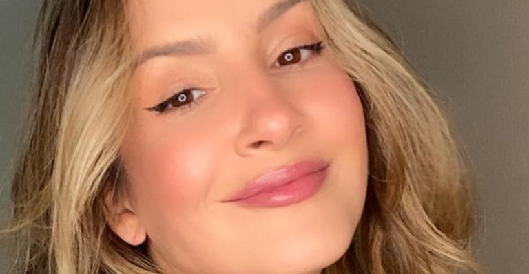 Se preparando para live, Claudia Leitte renova bronzeado: ”Preparando o couro pra receber meus 40”