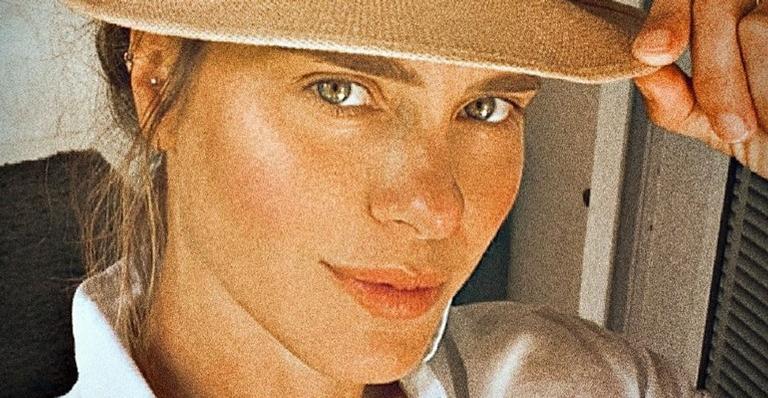Carolina Dieckmann comemora o Dia do Cinema Brasileiro e homenageia José Wilker