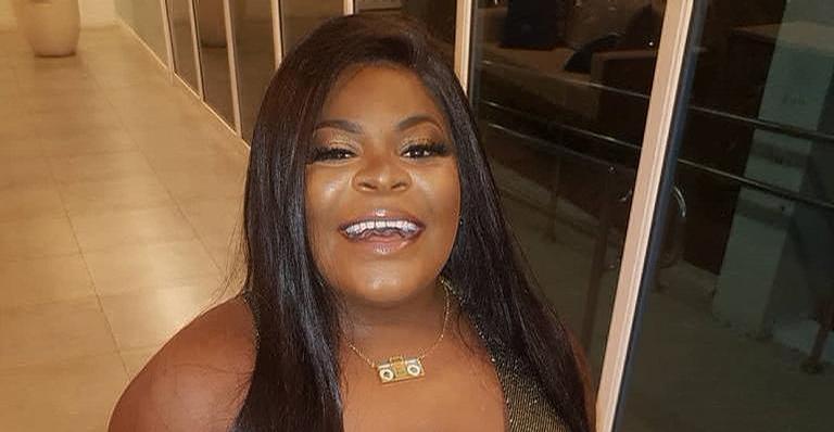 Jojo Todynho posa de biquíni na casa nova e dispara: ”Barraco aqui não tem mais”