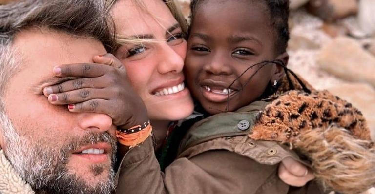 Bruno Gagliasso se derreta pela filha, Titi: ”Minha rainha”