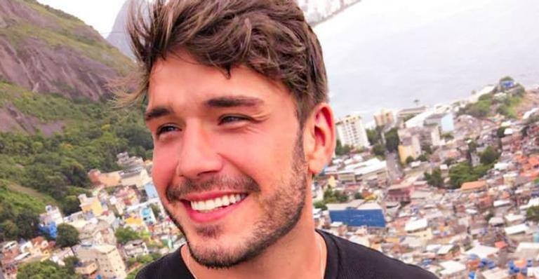 Lucas Viana tranquiliza fãs após ter sido assaltado em São Paulo: ”Susto muito grande”