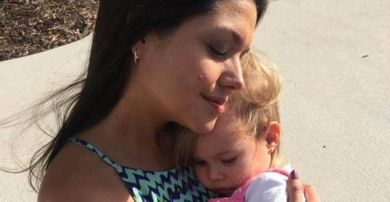 Melinda explode fofurômetro ao invadir gravação de Thais Fersoza para se declarar: ”Eu amo ela”