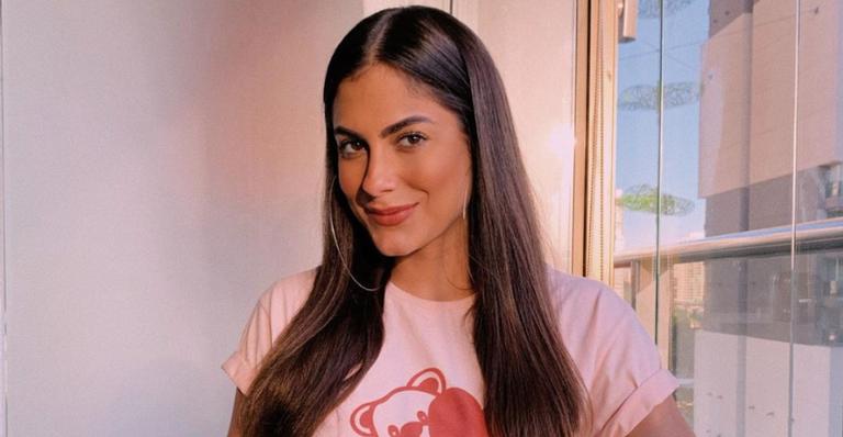 Ex-BBB Mari Gonzalez surge radiante e arranca elogios dos fãs: ”Perfeita”