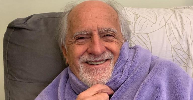 Ary Fontoura agradece ao conquistar 1 milhão de seguidores nas redes sociais: ”Muito obrigado”