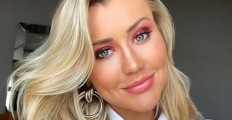 Ana Paula Siebert compartilha clique ao lado do pai para lhe desejar feliz aniversário