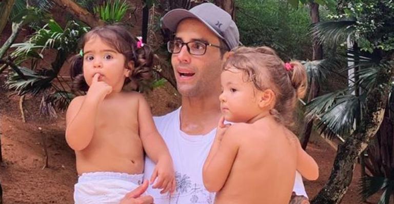Marido de Ivete Sangalo encanta ao surgir com as gêmeas vestidas de caipira: ”Viva São João”