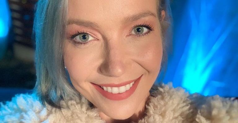 Completando 36 anos, Luiza Possi publica foto fazendo topless: ”Livre de corpo, alma e sensações”