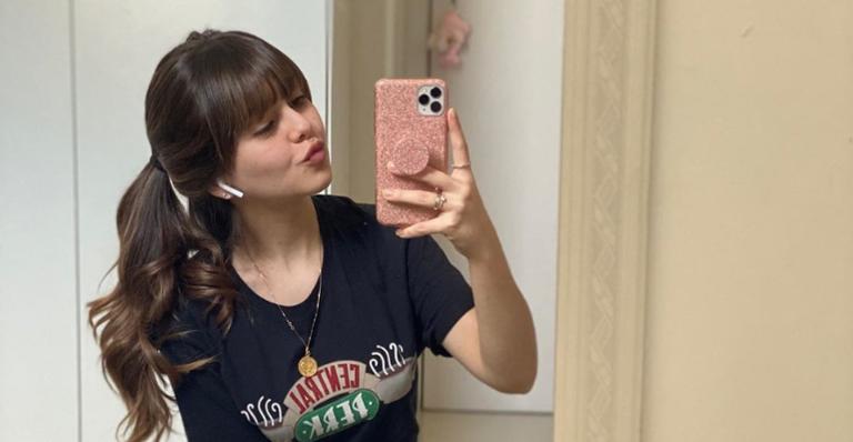 Klara Castanho faz dueto com garoto que viralizou na web e fãs se divertem