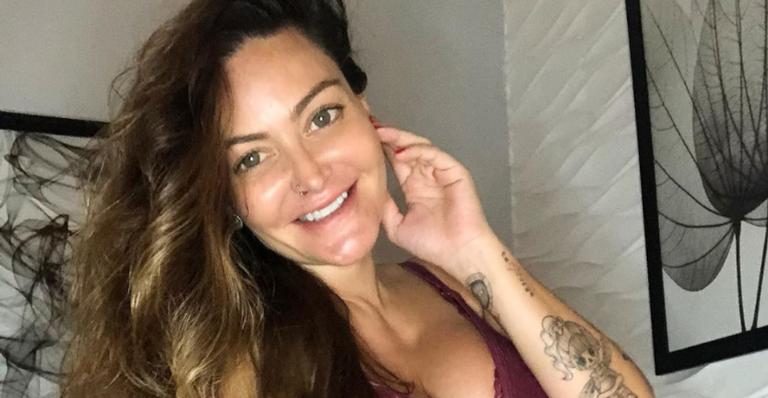 Na reta final da gravidez, Laura Keller exibe barrigão de nove meses: ”Mais grávida do que nunca!”