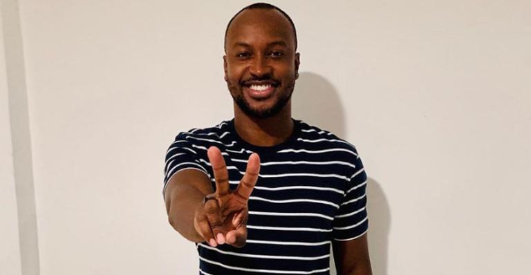 Thiaguinho se emociona ao relembrar rotina de shows: ”Saudade da sensação de missão cumprida”