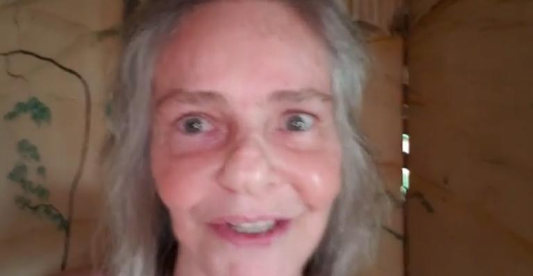 Angela Ro Ro termina namoro e desabafa na web: ”Traída”
