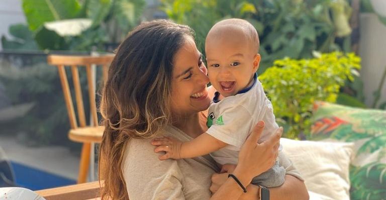 Camilla Camargo posta clique fofíssimo com o filho, Joaquim, e Zilu se derrete