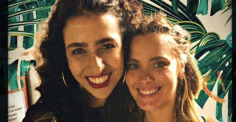 Carolina Dieckmann faz declaração para Marisa Monte: ”Toda vez que chego perto dela, eu tremo”