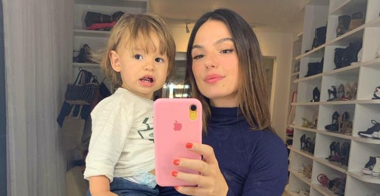 Isis Valverde encanta ao compartilhar clique com o filho, Rael: ”É muita beleza”