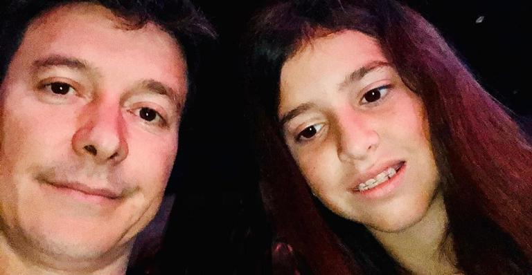 Rodrigo Faro diverte a web ao compartilhar vídeo dançando com a filha, Maria