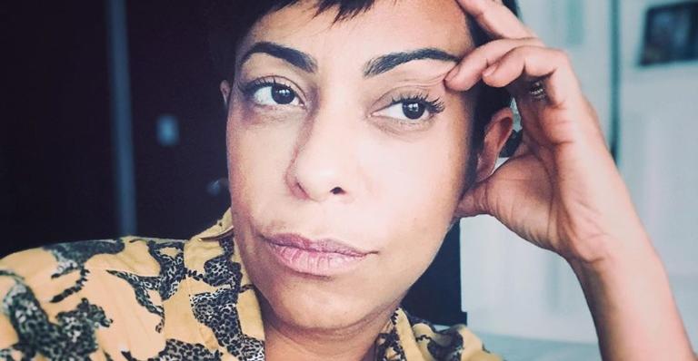 Samantha Schmutz ironiza e faz nova crítica a profissão artística
