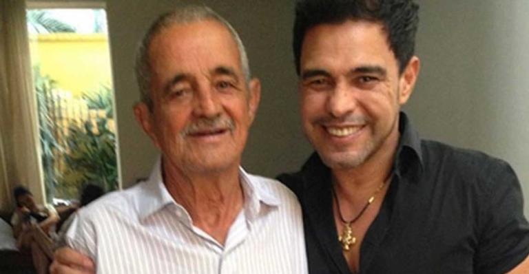 Zezé Di Camargo mata saudades do pai, Francisco, após isolamento social : ”Não tem preço”