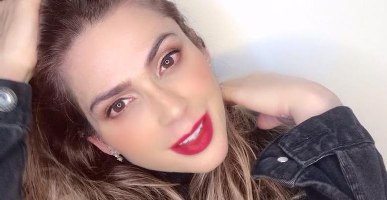 Após separação, Nadja Pessoa sensualiza na web e reflete: ”Falta de diálogo”