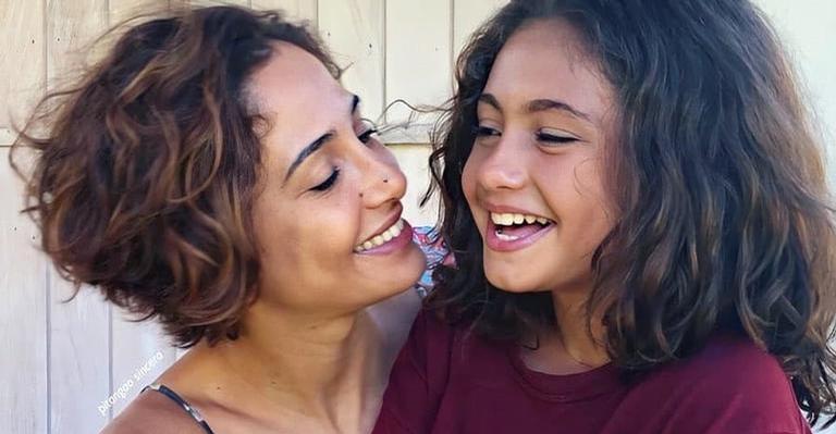 Camila Pitanga relembra clique com a filha, Antônia, e encanta seguidores: ”Tão lindas”