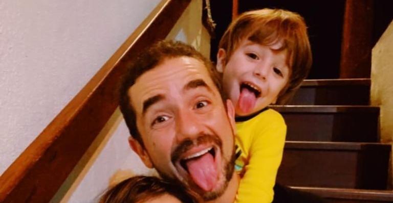 Durante quarentena, Felipe Andreoli dá dicas infantis para papais e mamães