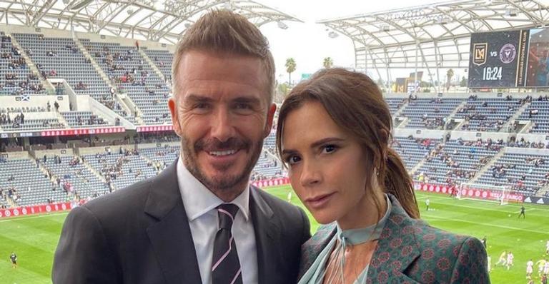 Celebrando 21 anos de casamento, David e Victoria Beckham trocam declarações nas redes sociais