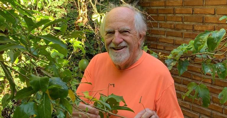 Ary Fontoura mostra a sua rotina em horta e encanta: ”É só tratar a natureza com amor”