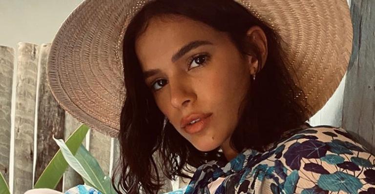 Bruna Marquezine usa as redes para compartilhar sequência de cliques relembrando o Carnaval na Bahia