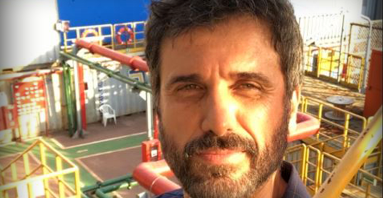 Eriberto Leão revela vontade de interpretar Belchior e abre o coração sobre papel de Jim Morrison