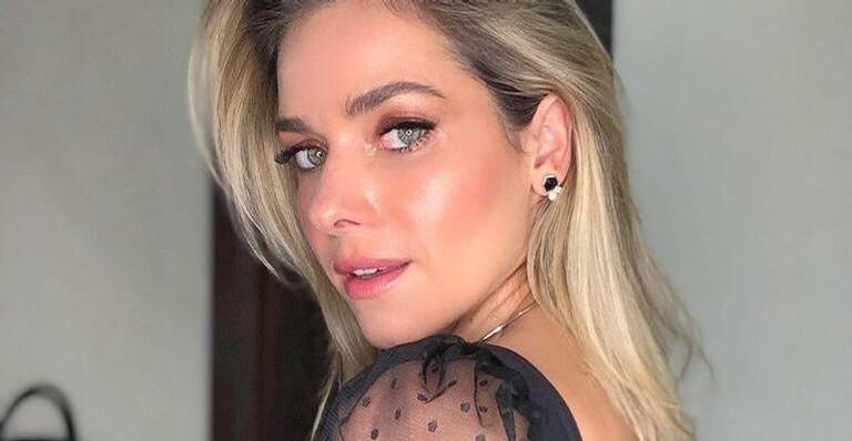 Monique Alfradique recebe elogios ao aparecer com look de ginástica
