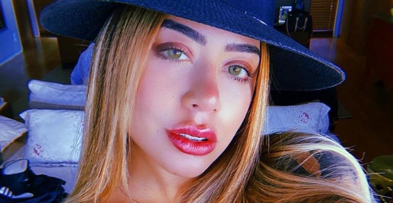 Ousada, Rafaella Santos ostenta bumbum turbinado ao posar na web