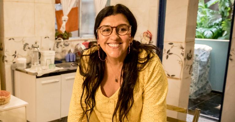 Regina Casé brinca ao comparar cena de ‘Amor de Mãe’ com o fim da quarentena