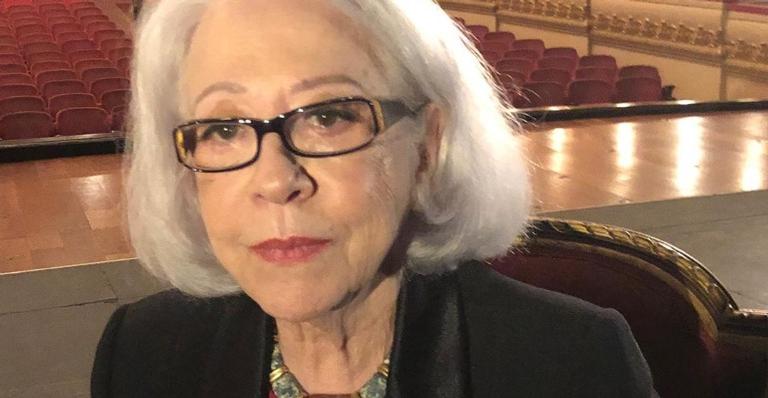 Em vídeo, Fernanda Montenegro pede o uso da máscara: ”Por amor a sua vida”